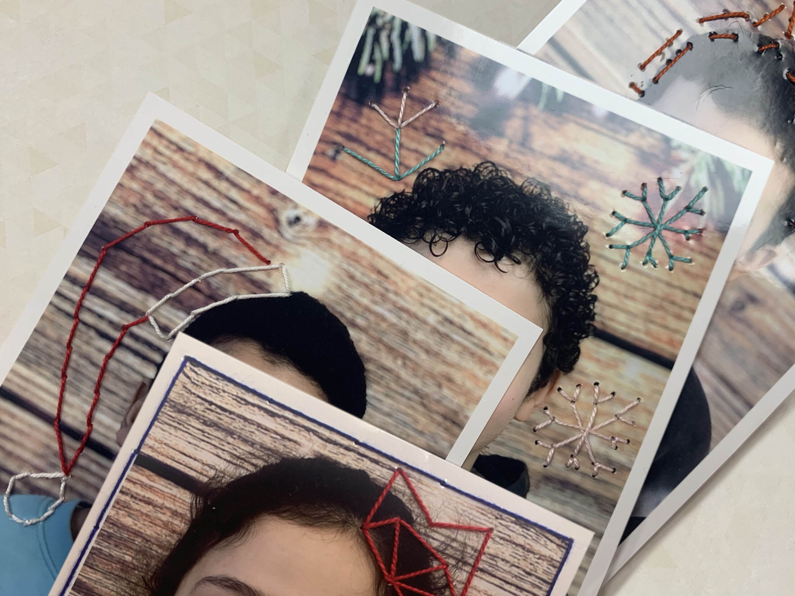 Atelier « Portrait Photo Brodée » au Centre Social 13 Pour Tous